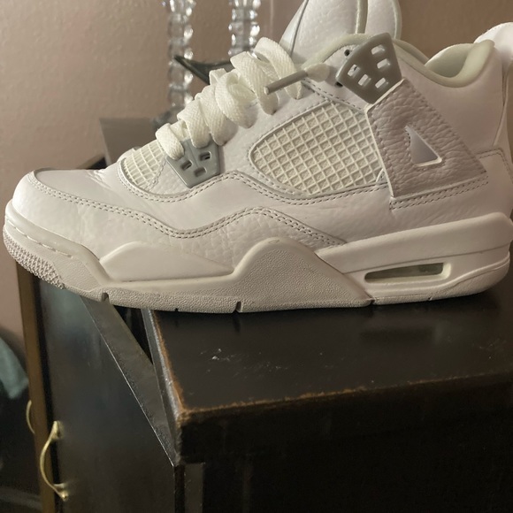 SOLD Jordan Pure Money 5 youth - Picture 6 of 13